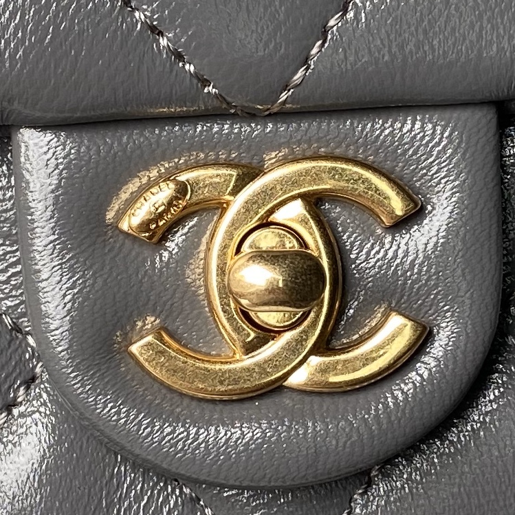 Ch**el satchel bags